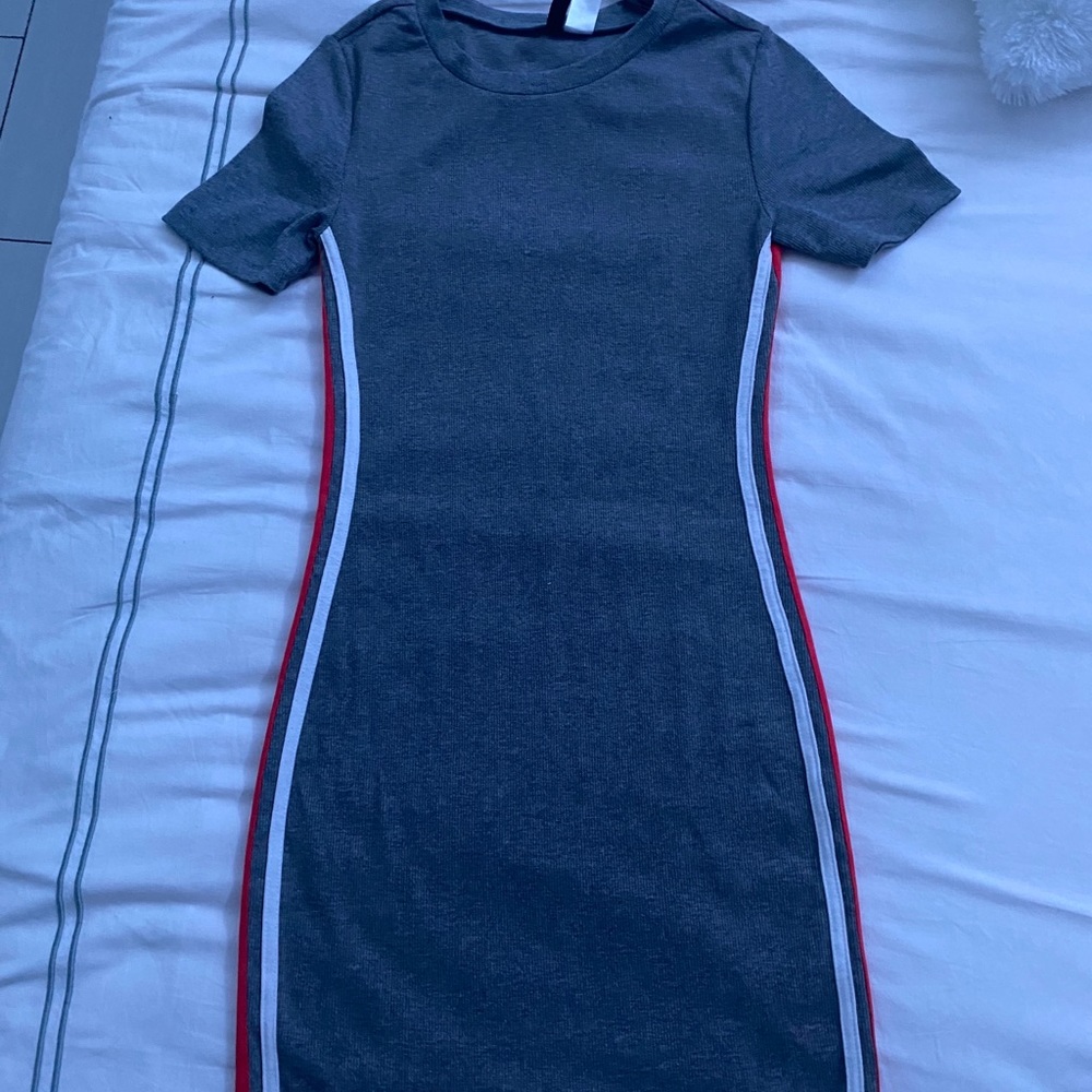 Gray dress